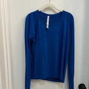 Lululemon Women's Blue Long Sleeve Top